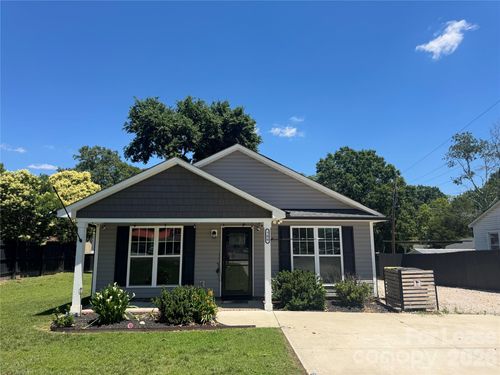 700 Wright Ave, Kannapolis, NC, 28083-3068 | Card Image