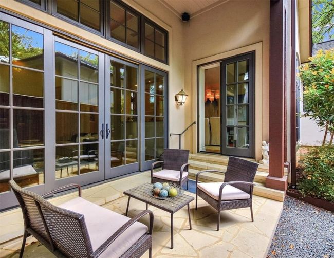 View of back patio. | Image 25
