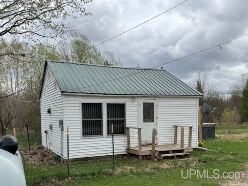 13658 N M-77 Road, Grand Marais, MI, 49839 | Card Image