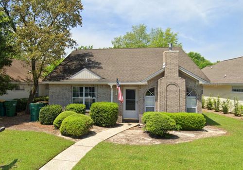 243 Parkwood Cir, Niceville, FL, 32578-9714 | Card Image