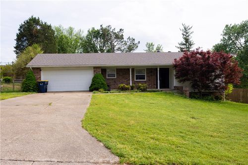 804 Oriole Dr, Harrison, AR, 72601-1840 | Card Image