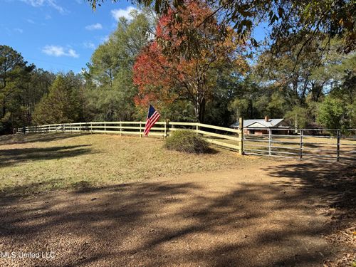 3368 Highway 17, Pickens, MS, 39146-9436 | Card Image