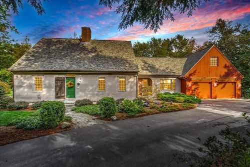 19 Carriage Rd, New Boston, NH, 03070-5126 | Card Image