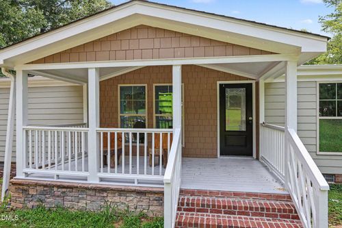 1615 Hunters Trl, Creedmoor, NC, 27522-9320 | Card Image
