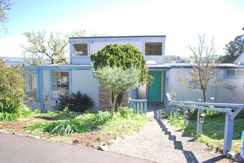 24 La Cresta Drive, Petaluma, CA, 94952 | Card Image