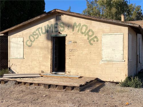 1896 E Underwood Road, Holtville, CA, 92250 | Card Image