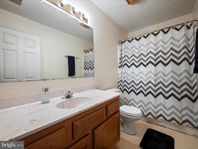 161 Apache Trl, House other with 3 bedrooms, 3 bathrooms and null parking in Chester Gap VA | Image 19