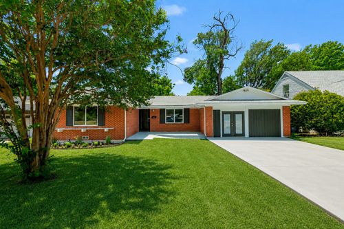 3500 Brandon Ln, Fort Worth, TX, 76116-6816 | Card Image