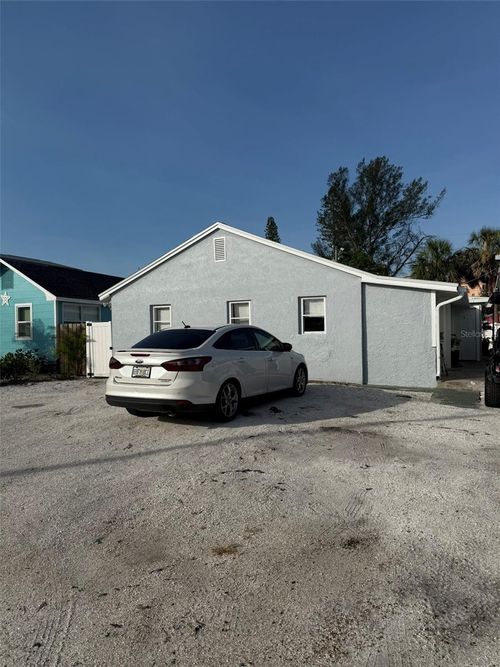 2-13228 3rd St E, Madeira Beach, FL, 33708-2816 | Card Image