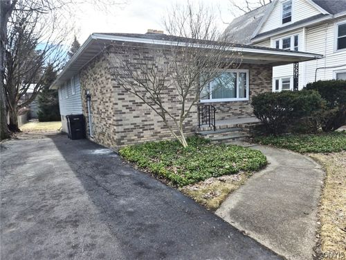 2723 Grant Blvd, Syracuse, NY, 13208-1715 | Card Image