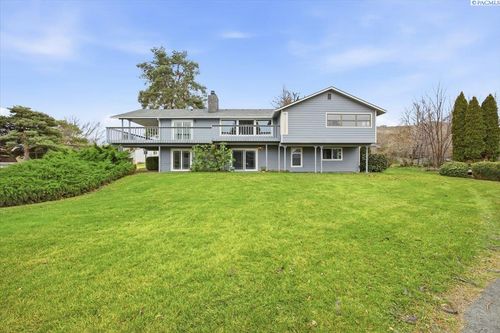 154 Orchard Way, Richland, WA, 99352 | Card Image