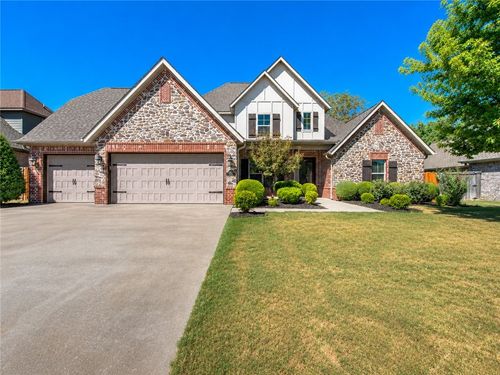 6206 S 29th St, Rogers, AR, 72758-5050 | Card Image