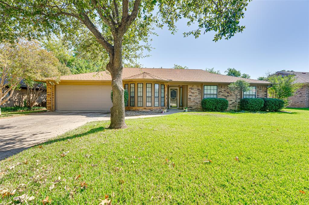 Perkins Dr, North Richland Hills, TX 76182