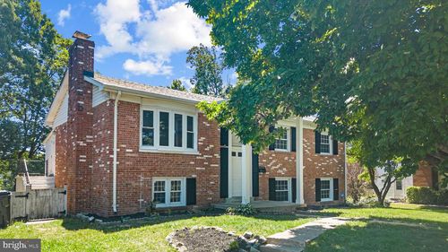 14209 Essex Dr, Woodbridge, VA, 22191-2520 | Card Image