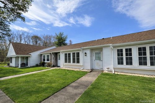 unit-c-426 Aylesbury Ct, Ridge, NY, 11961-1435 | Card Image