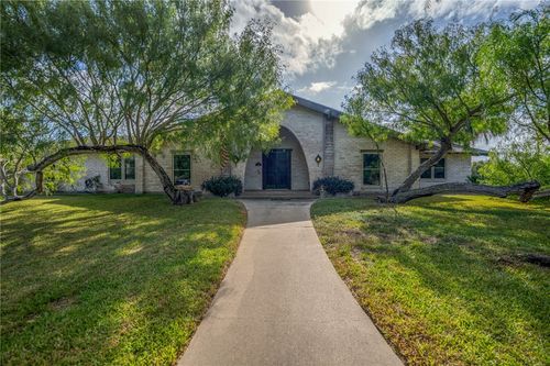 321 Bayshore Dr, Corpus Christi, TX, 78412-2607 | Card Image