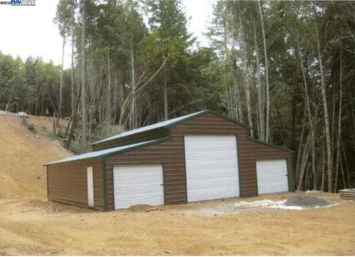 605 Rancho Sequoia Dr, Alderpoint, CA, 95511 | Card Image