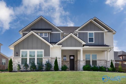 8107 Goose Ridge Dr Se, Owens Cross Roads, AL, 35763-8973 | Card Image