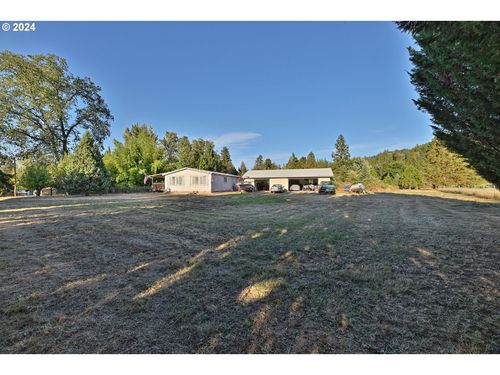 374 Covered Bridge Rd, RogueRiver, OR, 97537 | Card Image