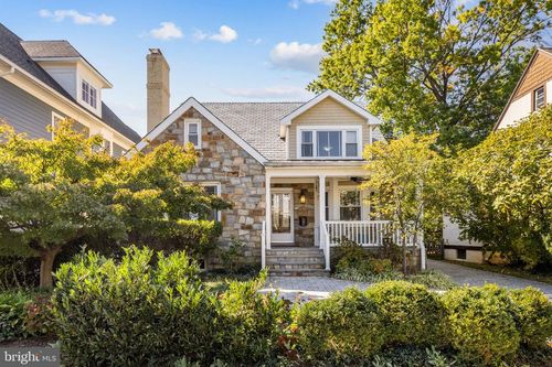 1604 N Edgewood St, ARLINGTON, VA, 22201-3908 | Card Image