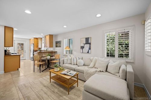 1568 Pacific Beach Dr, San Diego, CA, 92109-5377 | Card Image
