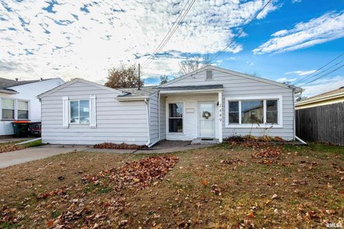 2449 W 13th St, Davenport, IA, 52804-3405 | Card Image