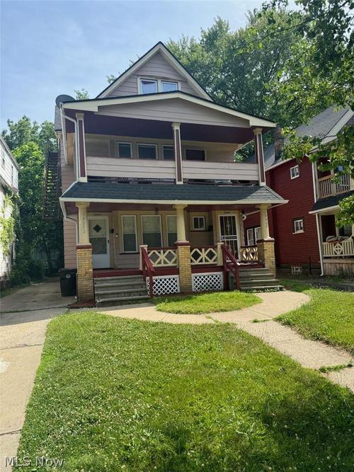 10000 Adams Ave, Cleveland, OH, 44108-3209 | Card Image
