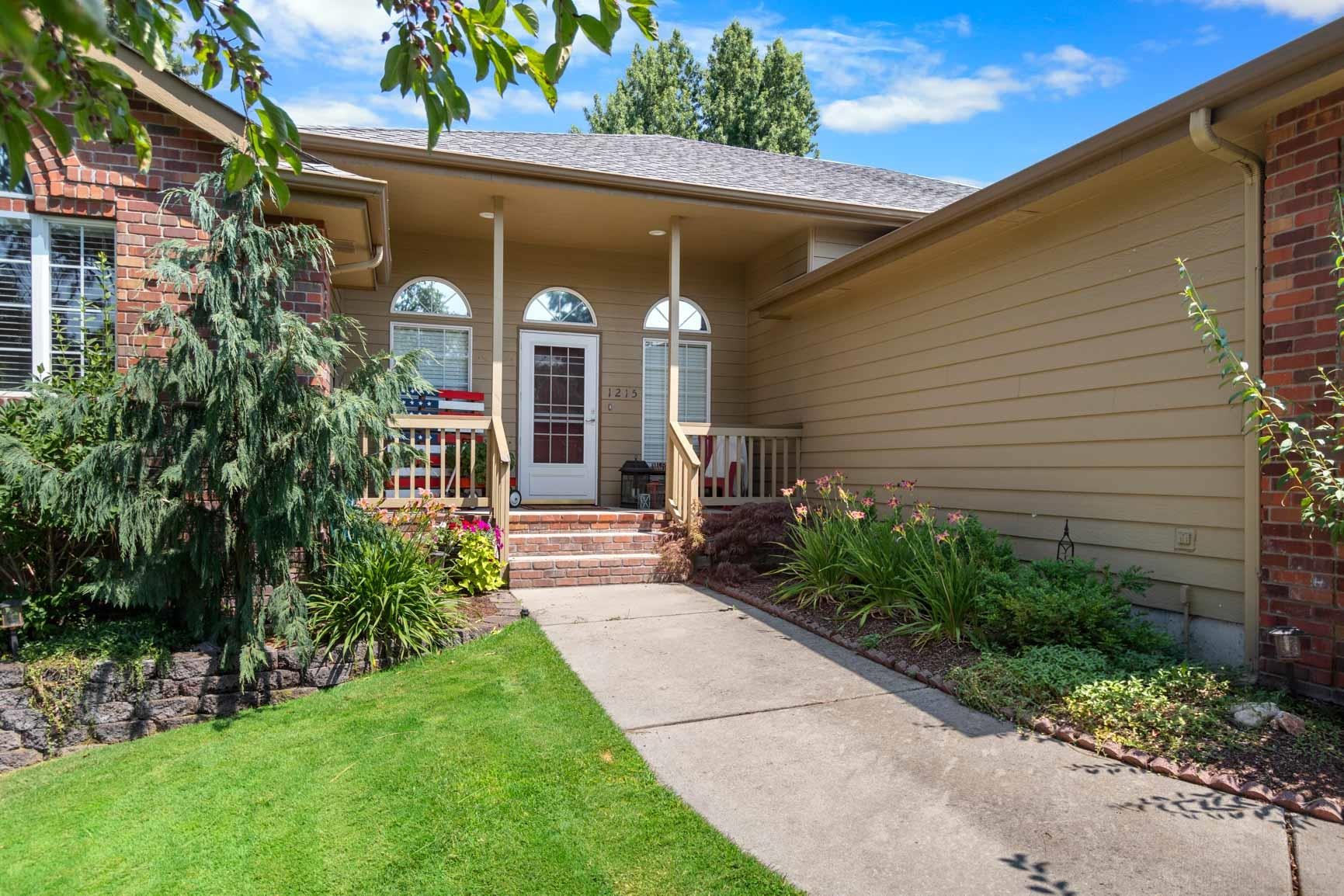 Brierwood Dr, Spokane, WA 99218