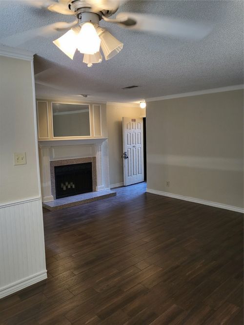 apt-2311-2010 Cloisters Dr, Arlington, TX, 76011-2931 | Card Image
