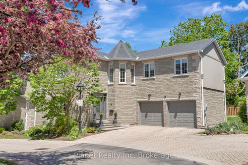 11-25 Manor Park Cres, Guelph, ON, N1G1A2 | Card Image