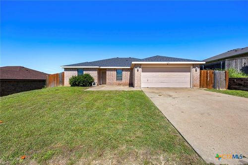 1320 Travis Cir, Copperas Cove, TX, 76522-1561 | Card Image