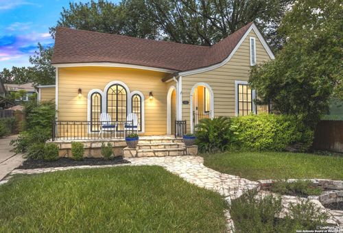 422 W Hollywood Ave, San Antonio, TX, 78212-2229 | Card Image