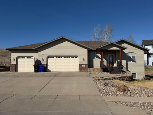 774 Field View Dr, Rapid City, SD, 57701 | Card Image