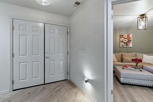 13-1132 Rivergate Dr, Lodi, CA, 95240-0555 | Card Image