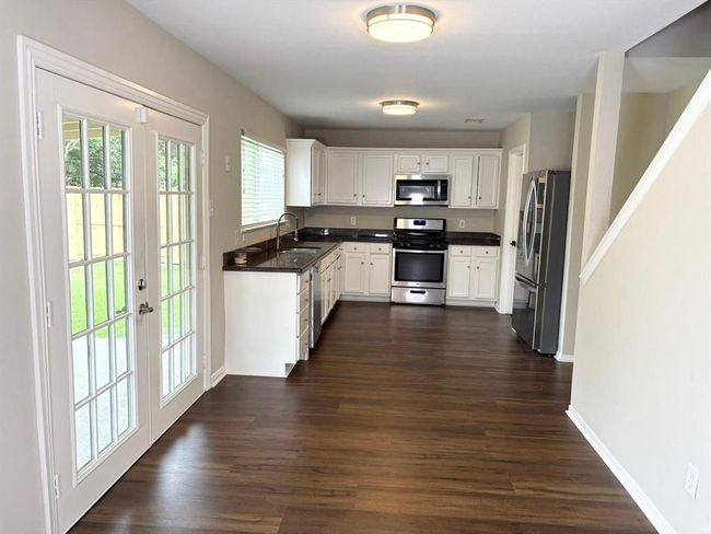 Kitchen | Image 8