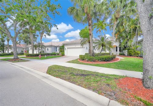 2553 Bay Pointe Drive, Weston, FL, 33327 | Card Image