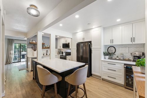 108-1950 Cedar Village Cres, North Vancouver, BC, V7J3M5 | Card Image