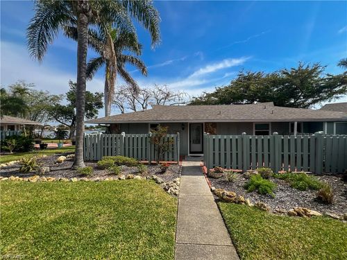 4-4305 Island Cir, FORT MYERS, FL, 33919-4438 | Card Image
