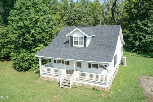 884 No Bottom Rd, Warrenton, NC, 27589-9140 | Card Image