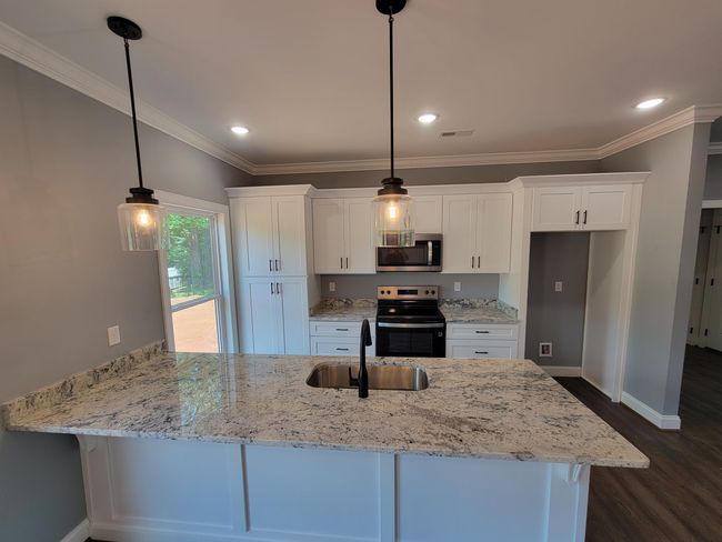 202 Cheshire Crossing Dr, House other with 3 bedrooms, 2 bathrooms and null parking in Rock Spring GA | Image 4