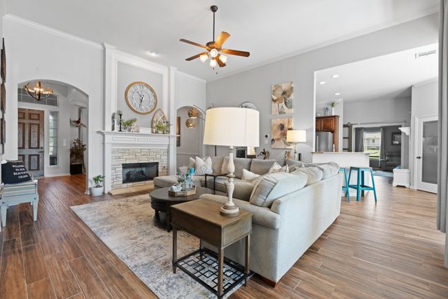 2033 Gentle Springs Dr, House other with 4 bedrooms, 3 bathrooms and null parking in Joshua TX | Image 11