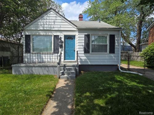 7211 Paige Ave, Warren, MI, 48091-5412 | Card Image