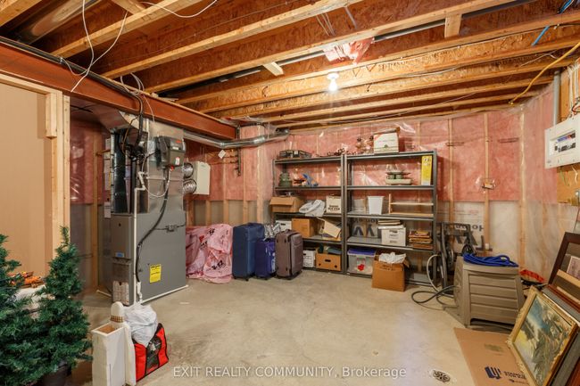 4369 Sixth St, House other with 4 bedrooms, 2 bathrooms and 2 parking in Petrolia ON | Image 43