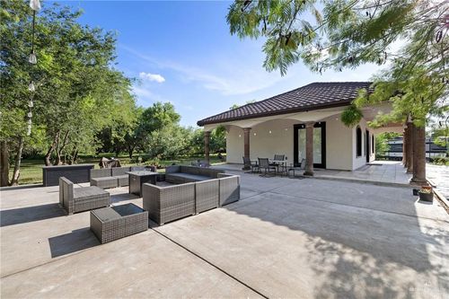 117 Park Ln E, Harlingen, TX, 78552-4921 | Card Image