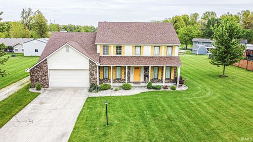 120 Lindenwood Dr, Bluffton, IN, 46714-1049 | Card Image