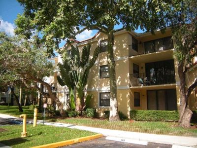 105 - 10155 W Sunrise Blvd, Condo with 2 bedrooms, 2 bathrooms and null parking in Plantation FL | Image 1