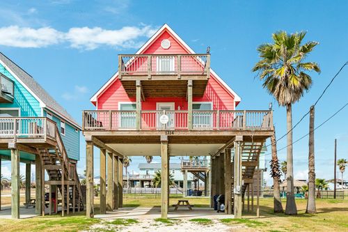 1214 Fort Velasco Dr, Surfside Beach, TX, 77541-7220 | Card Image
