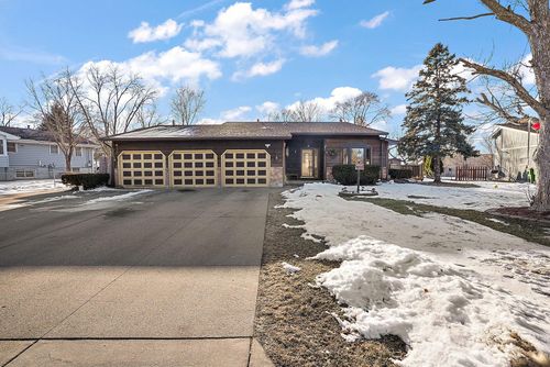 8114 5th St Ne, Spring Lake Park, MN, 55432-1810 | Card Image
