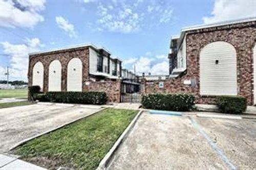 1-3900 Hessmer Ave, Metairie, LA, 70002-3294 | Card Image