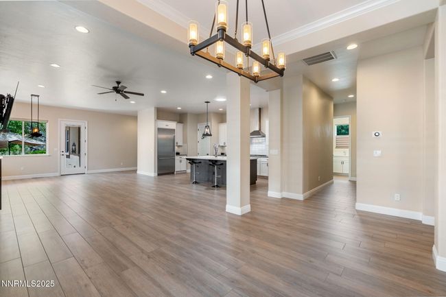 Great Room (Sitting Area) | Image 5